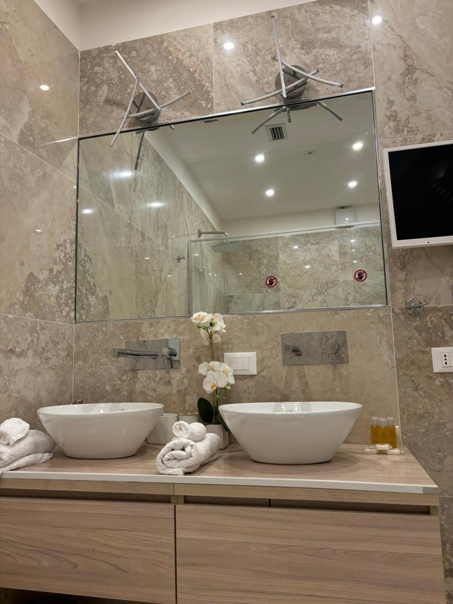 Luxury 2 Al Duomo Di Apartamento